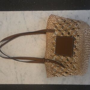 Pls read Tan and Brown Woven Small Pool Tote Bag